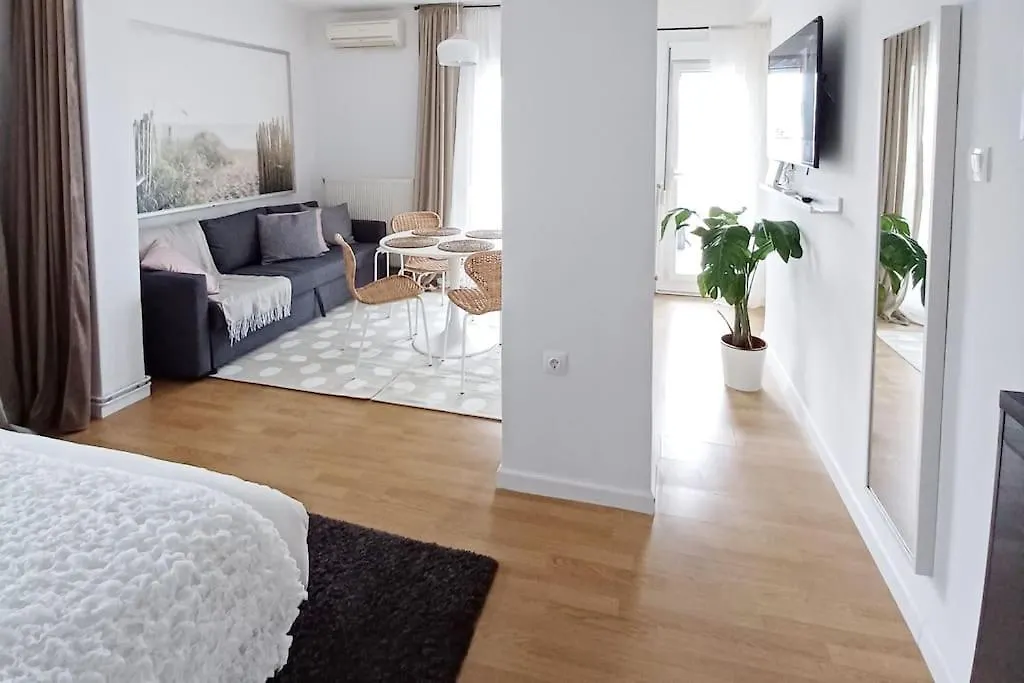 Shiny And Relaxing 5Th Floor Apartment Thessaloniki